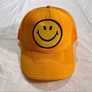 😃 Aviator Nation Gold Smiley Trucker Hat - Adjustable Snapback - Adult Unisex